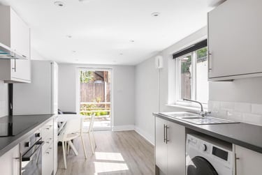 5 bed house, Furley Road, Peckham, London, SE155UQ - Image 1